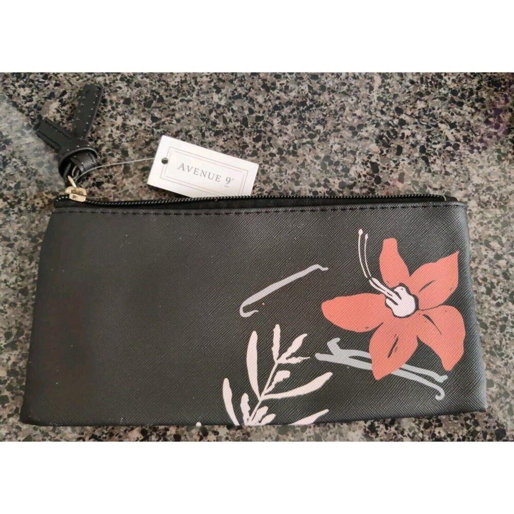 Avenue 9 Floral Black Pouch Zipper Makeup Bag 8x4"